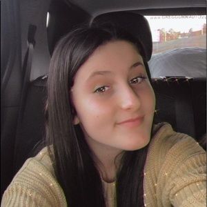 Meet your Posher, Addison